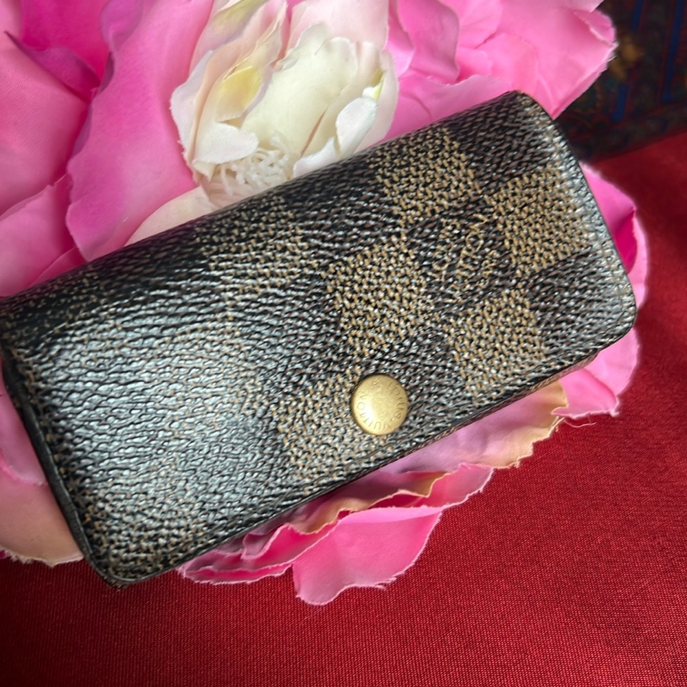 Louis Vuitton Monogram Canvas Multicles 4 Ring Key Case Auth. LV vintage